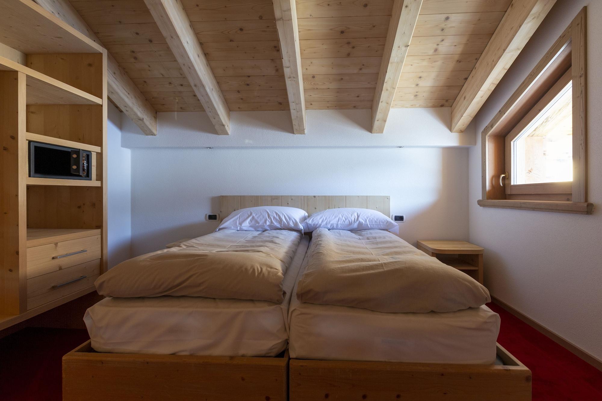 Hotel "La Suisse" Livigno Eksteriør billede
