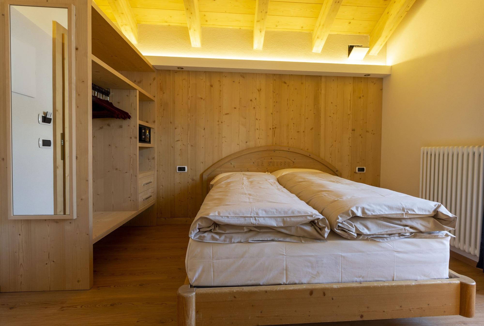 Hotel "La Suisse" Livigno Eksteriør billede