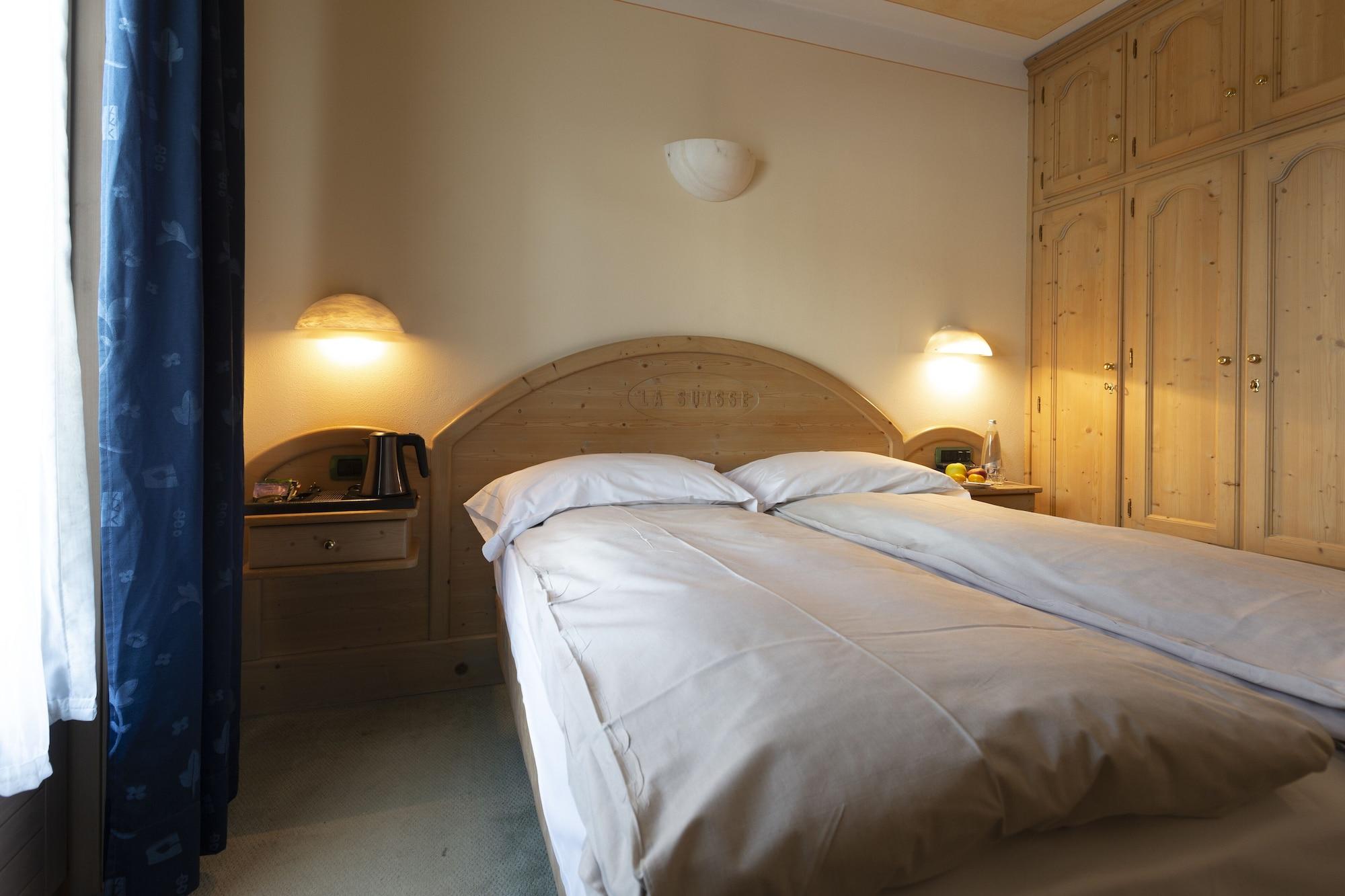 Hotel "La Suisse" Livigno Eksteriør billede