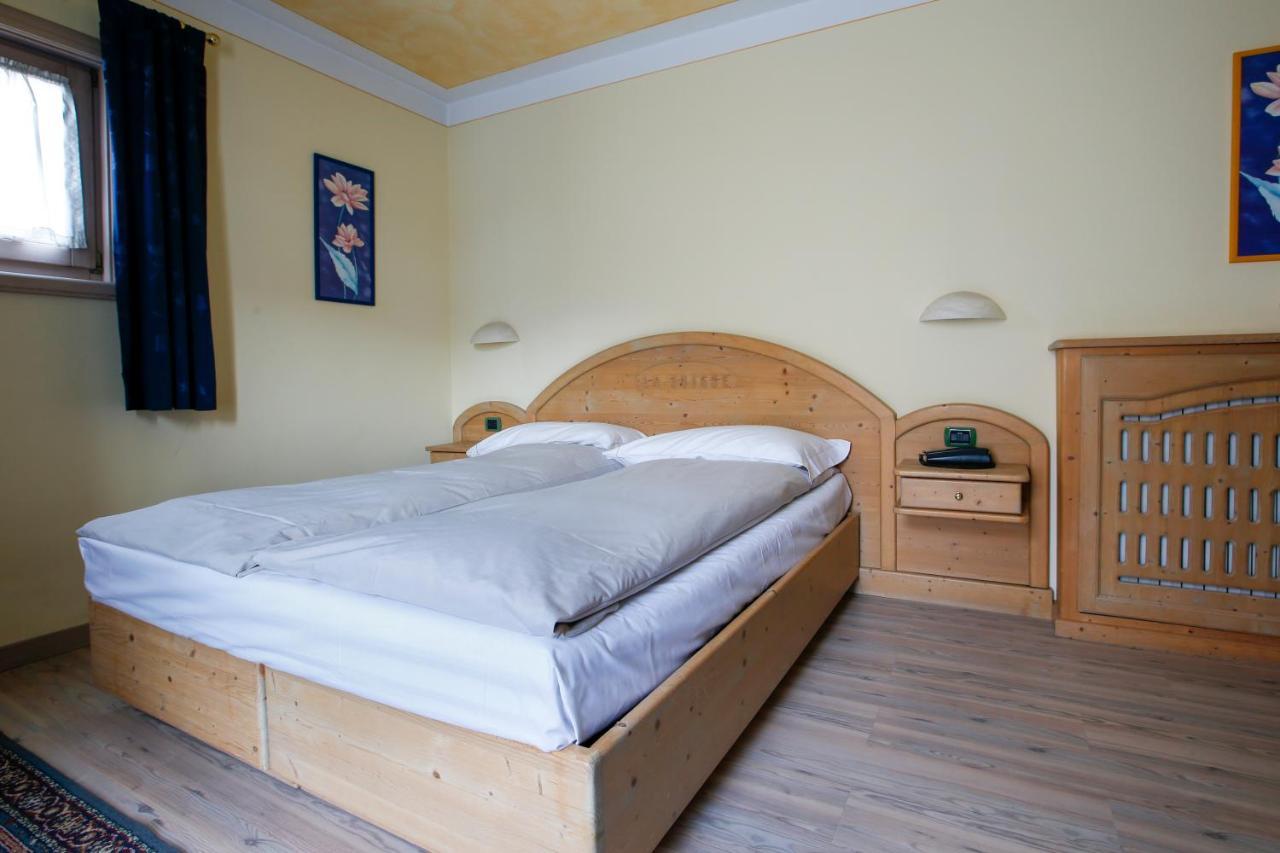 Hotel "La Suisse" Livigno Eksteriør billede